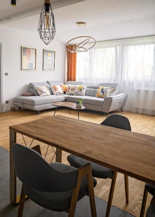 Modern Apart W Centrum Chelm Exterior photo
